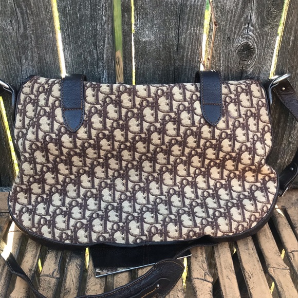 Christian Dior monogram oblique Crossbody bag - Picture 4 of 10